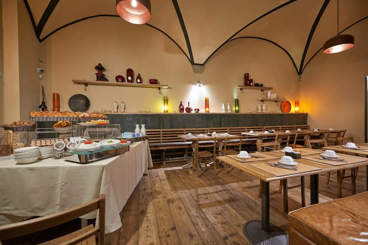 First Class Hotel Firenze 0*,
